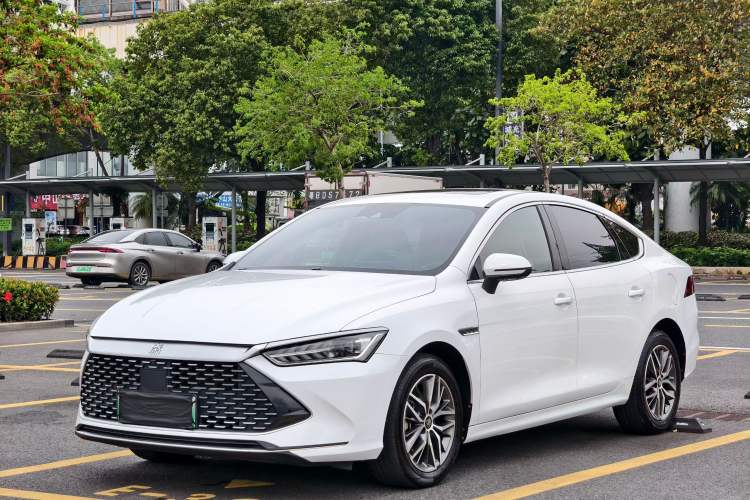 Used BYD Qin PLUS 2021 DM-i 120KM Flagship Model