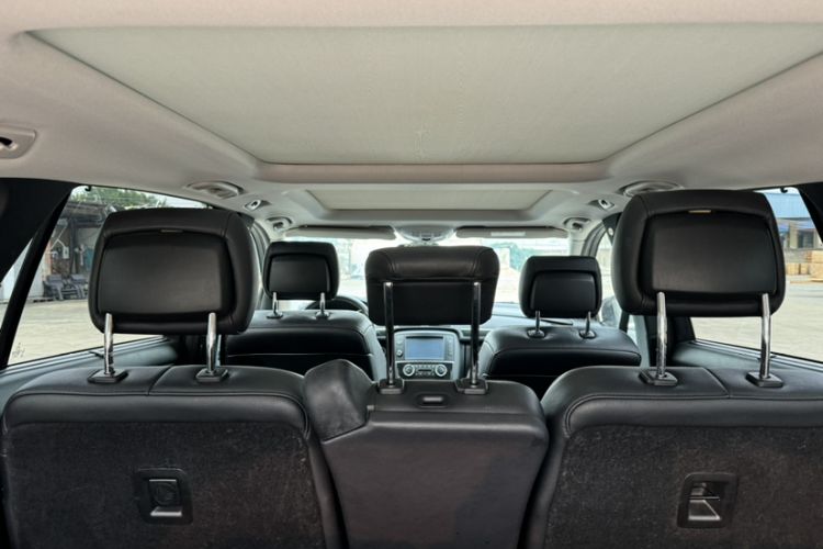 Used Mercedes-Benz R-Class 2017 R 320 4MATIC Business Edition Prestige Model Headliner