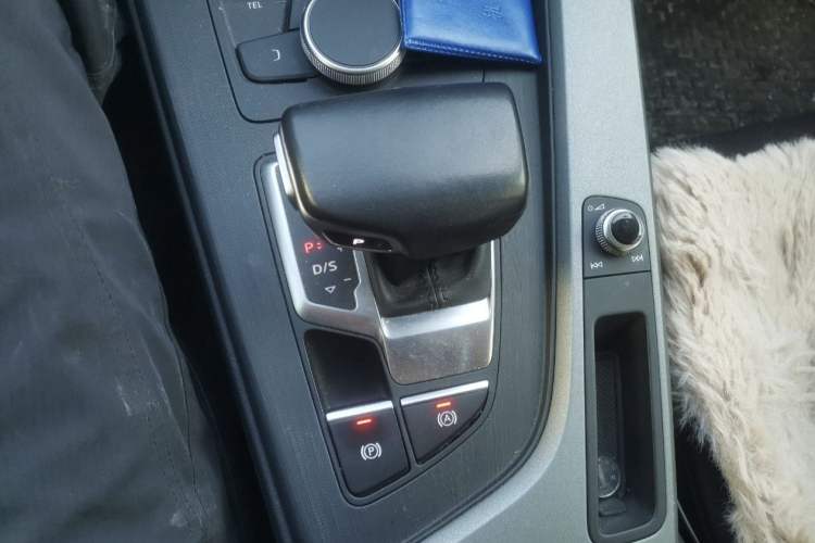 Used Audi A4L 2019 40 TFSI Ambition China VI
