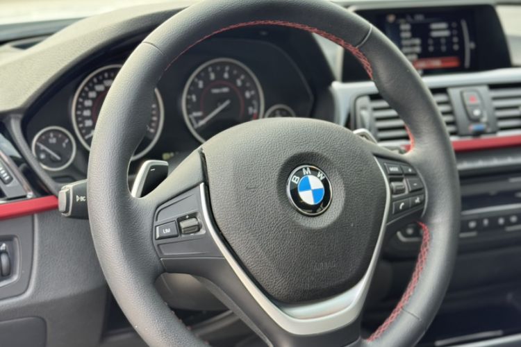 Used BMW 3 Series 2015 320i Sport Design Package