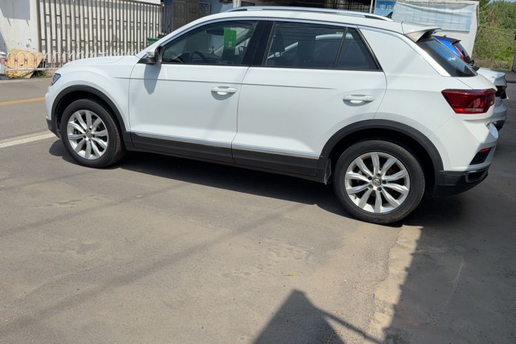 Used Volkswagen T-ROC 2020 230TSI DSG Two-Wheel Drive Advanced Version Exterior 3