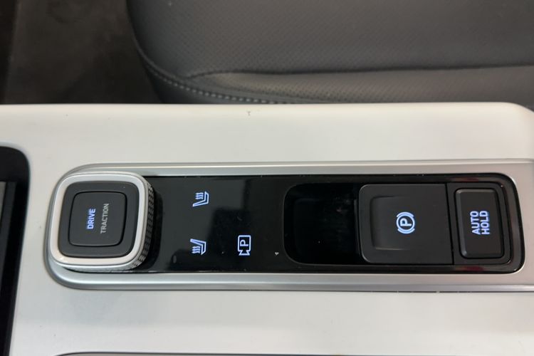 Used Hyundai ix35 2023 Musso 2.0L Deluxe Edition DLX Interior 3