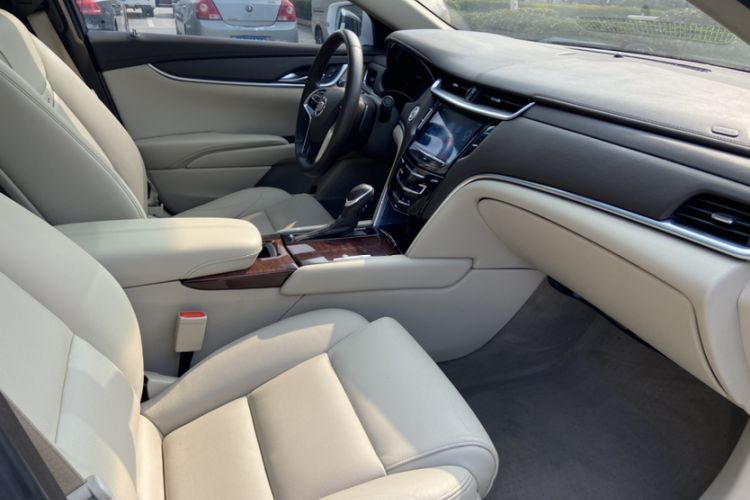 Used Cadillac XTS 2015 28T Comfort Model
