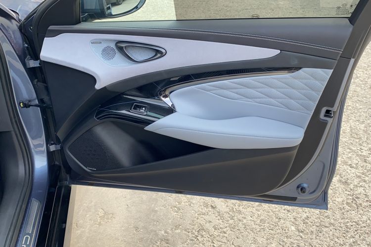 Used BYD Seal 2022 700 km Long-Range Rear-Wheel-Drive Version
