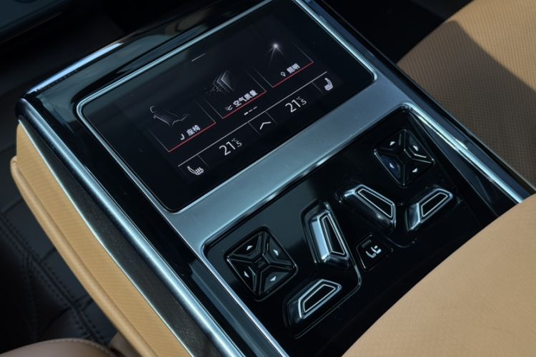 Used Audi A8 2024 A8L 50 TFSI quattro Prestige Edition
