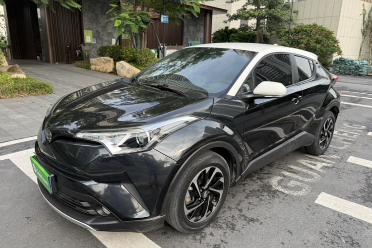 Used Toyota IZOA 2018 2.0L Yichi Version China VI Standard