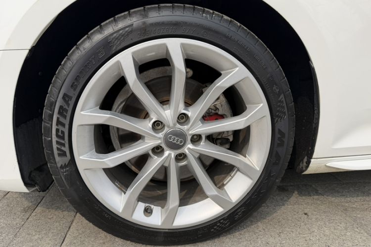 Used Audi A4L 2019 40 TFSI Fashion Version China V
