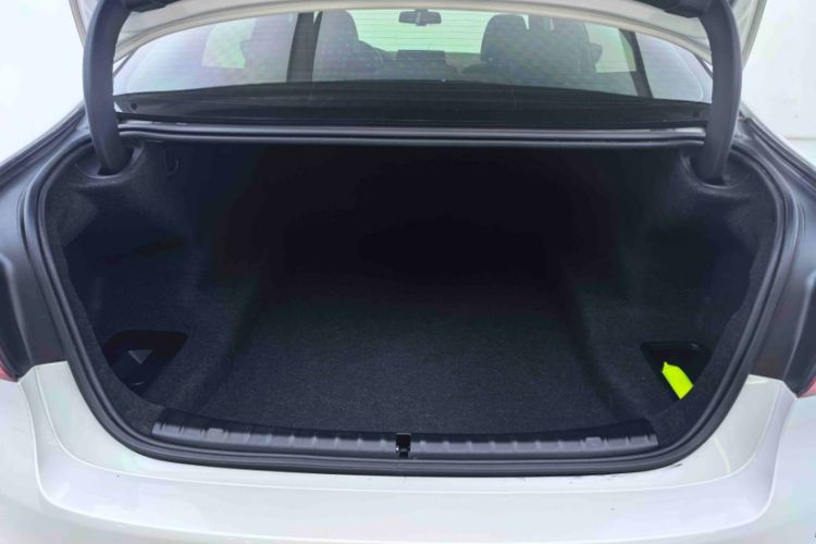 Used BMW 5 Series 2020 525Li M Sport Package Exterior 3