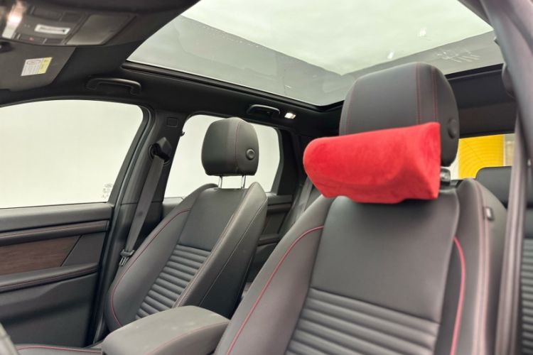 Used Land Rover Discovery Sport 2020 249 PS R-Dynamic Performance Edition
