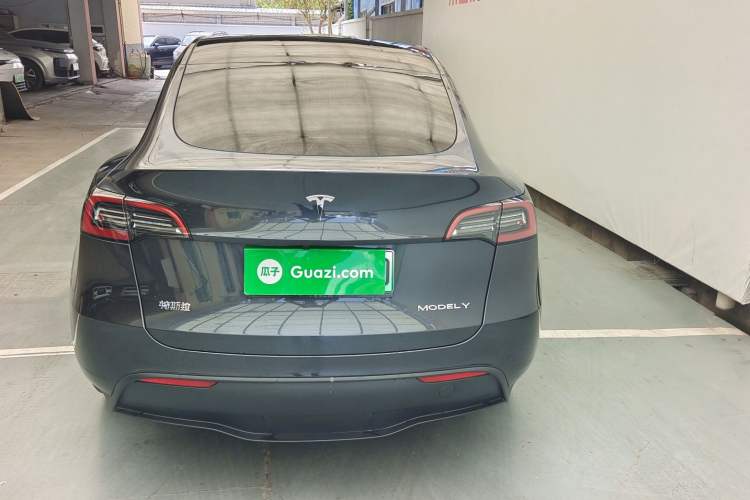 Used Tesla Model Y 2024 Rear-Wheel-Drive Version Exterior 4