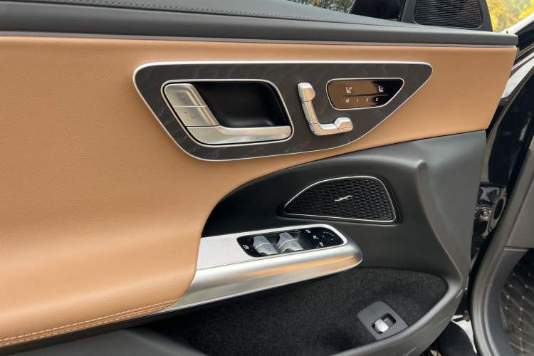 Used Mercedes-Benz E-Class 2024 Facelift E 300 L Fashion Sport Edition
