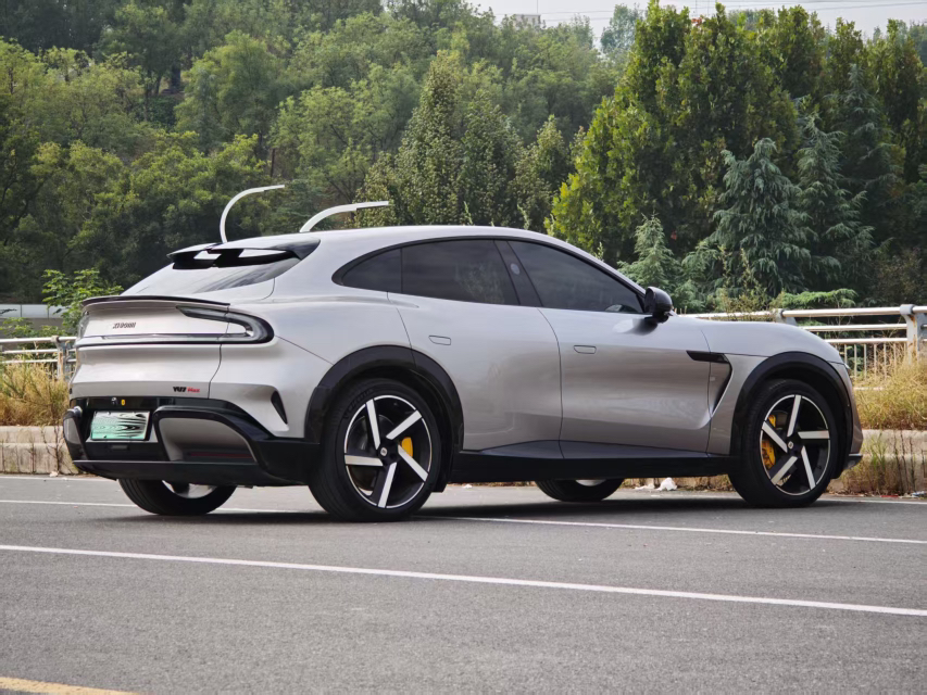 Xiaomi Auto YU7 2025 Ultra-Long Range Rear-Wheel Drive Version — снимка 14