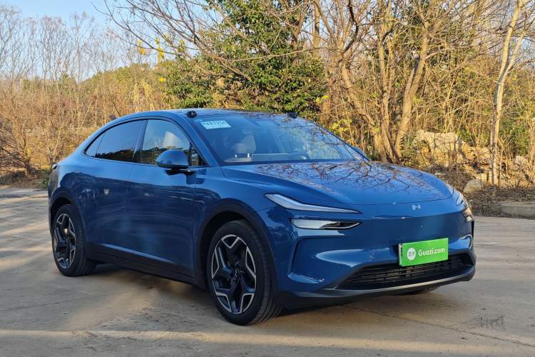 Used ONVO L60 2024 60 kWh Rear-Drive Version