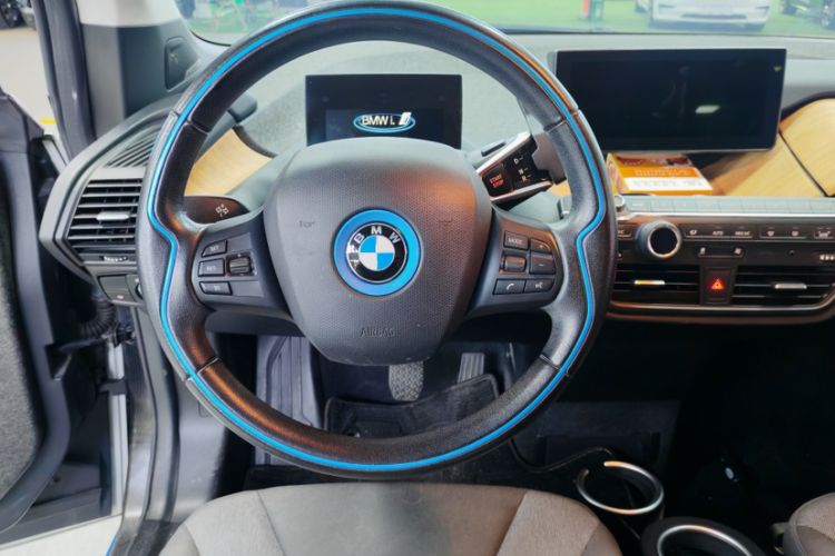 Used BMW i3 2019 Fast Charging Edition
