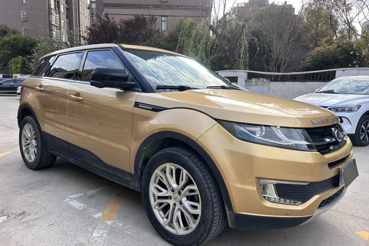 Used Land X7 2015 2.0T Panoramic Prestige Edition
