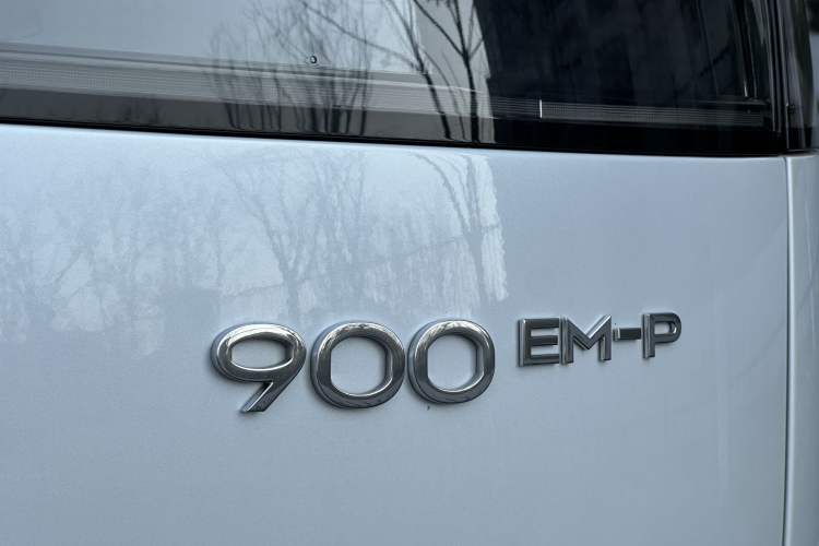 Used Lynk & Co 900 2025 2.0T Ultra