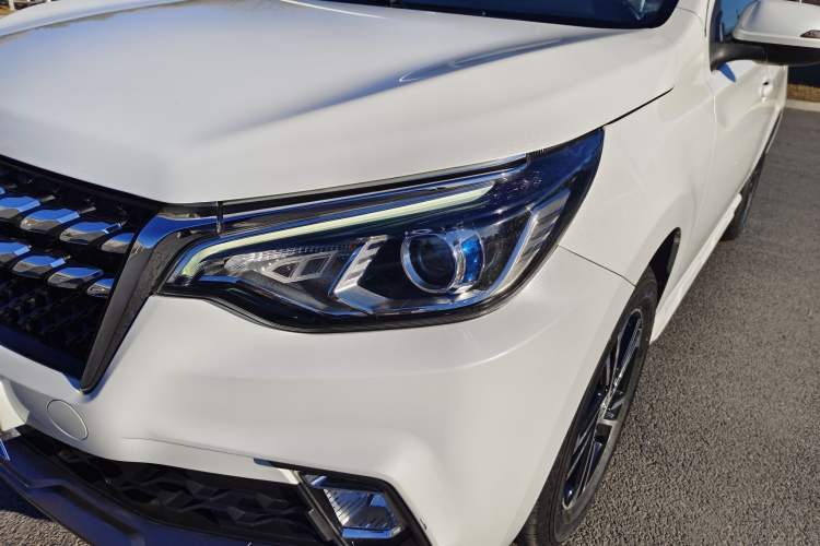 Used Venucia T70 2019 1.4T Manual Enjoyment Edition
