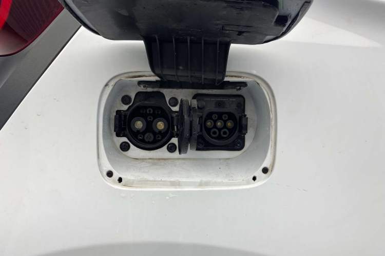 Used Chery New Energy Little Ant 2022 Sweet Pink Edition Low-Sugar Version Lithium Iron Phosphate 30 kW 301 km