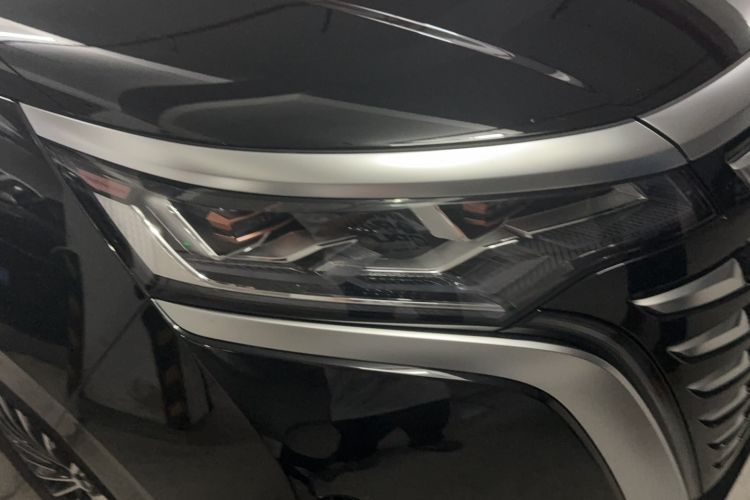 Used Denza D9 2024 DM-i 980 Four-Wheel Drive Flagship Model