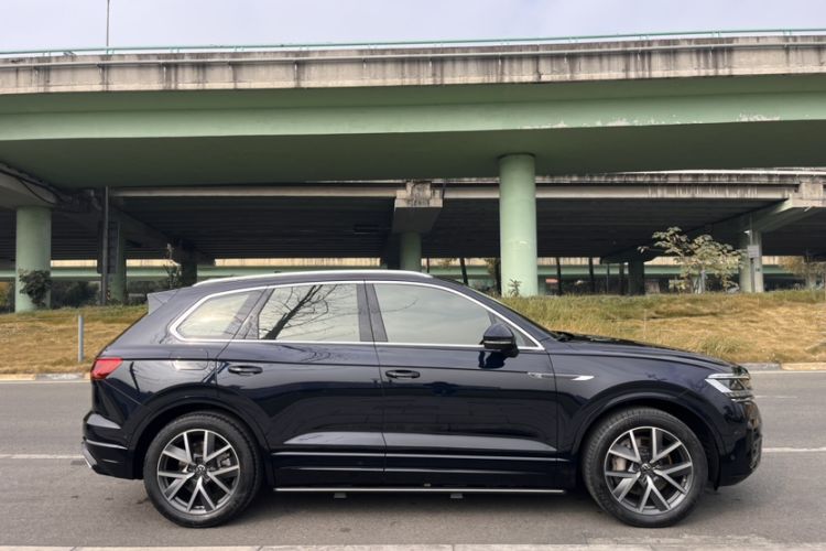 Used Volkswagen Touareg 2022 3.0 TSI Prestige Edition Classic Sport Package
