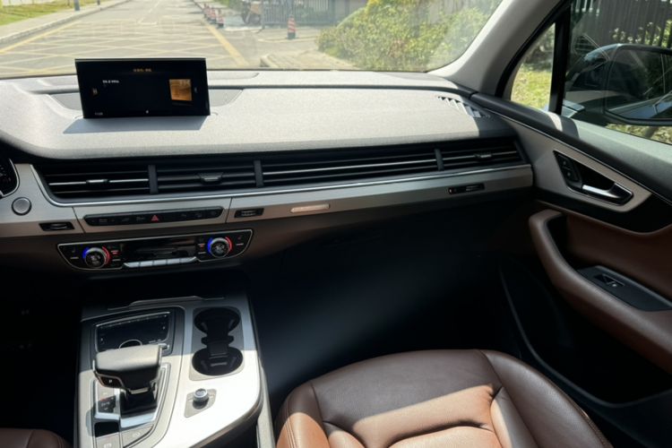 Used Audi Q7 New Energy 2019 55 e-tron
