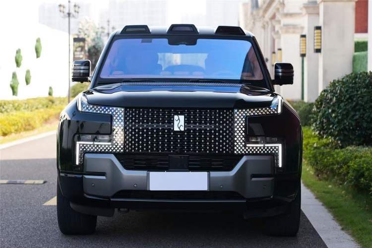 Used Yangwang U8 2023 Luxury Edition
