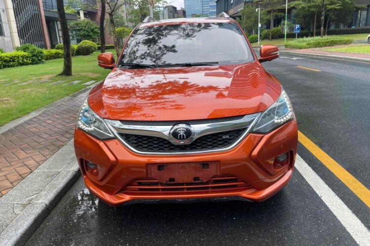 Used BYD Song 2016 GaiShi Edition 1.5TI Manual Elite Model
