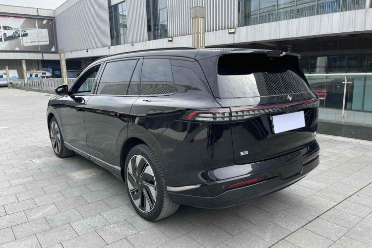 Used Dongfeng eπ eπ008 2024 210Max Range-Extended Version 6 Seats
