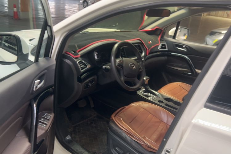 Used GAC Trumpchi GS4 2017 235T Automatic Two-Wheel Drive Luxury Smart Connectivity Version Driver Seat