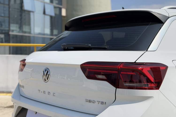 Used Volkswagen T-ROC 2020 280TSI DSG Two-Wheel Drive Comfort Version Exterior 9