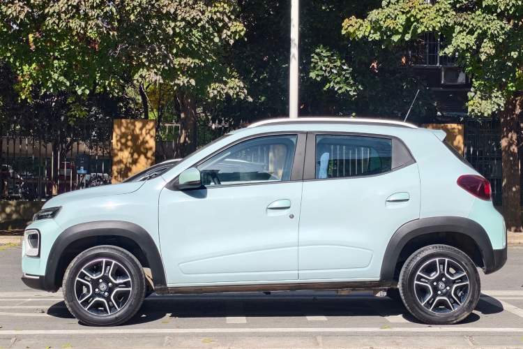 Used Dongfeng NAMMI BOX 2022 Light Wind Edition 201KM Advanced Model Exterior 5