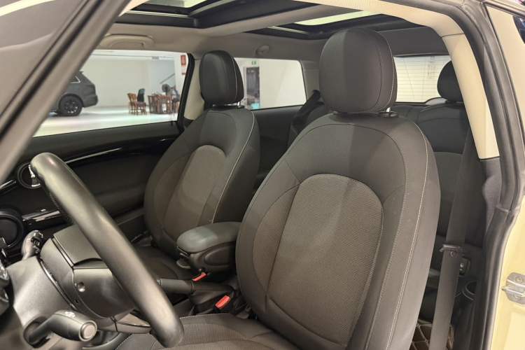 Used MINI MINI 2019 1.5T ONE PLUS