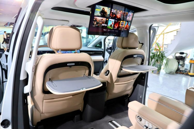 Used XPeng X9 2025 740 Ultra-Long Range Max