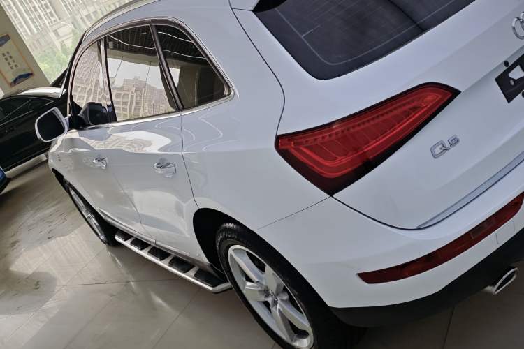 Used Audi Q5 2016 40 TFSI Technology Edition Exterior 2