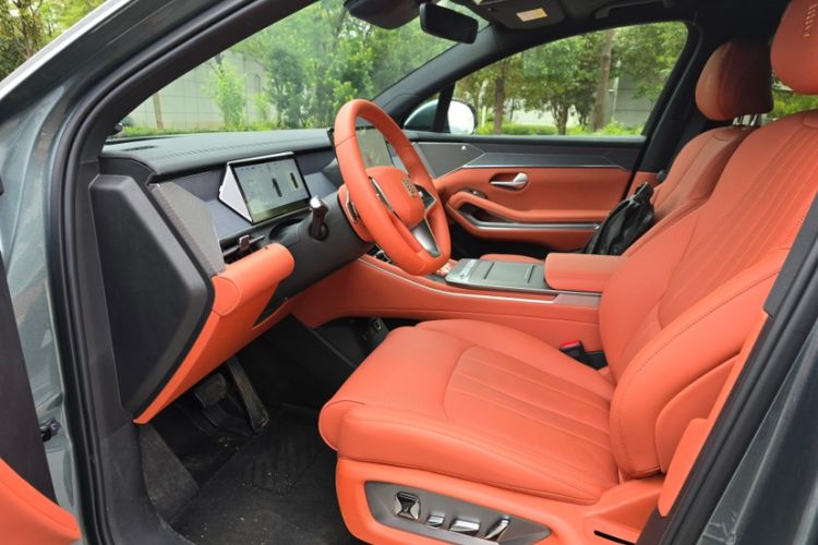 Used BYD Tang L 2025 DM 175KM Drone Player Edition