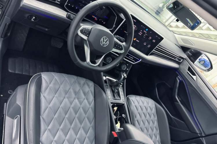 Used Volkswagen Sagitar 2023 300TSI DSG Excellence Edition
