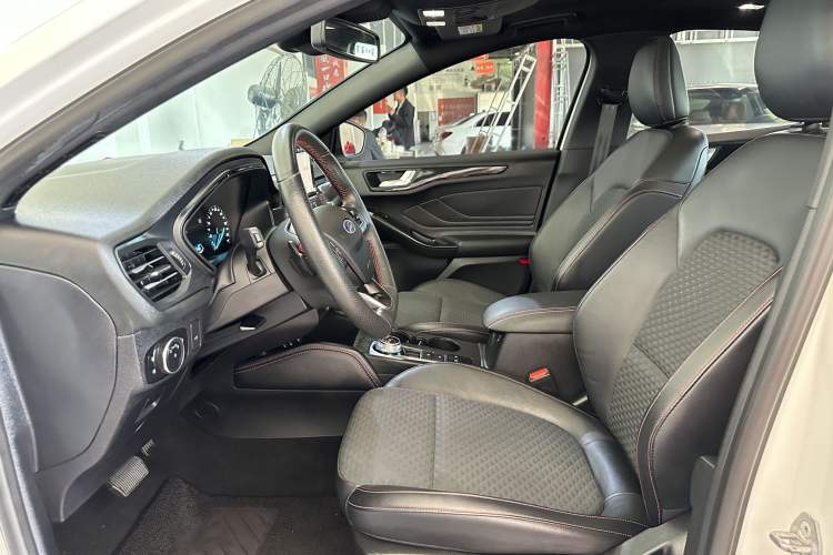 Used Ford Focus 2020 Sedan EcoBoost 180 Automatic ST Line