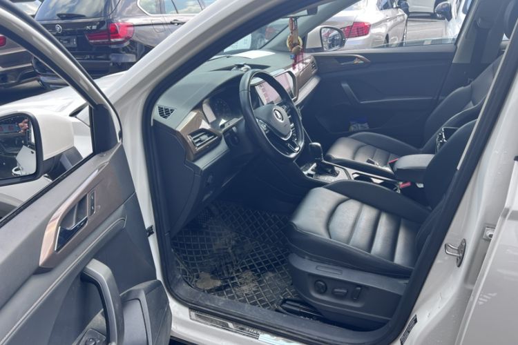 Used Volkswagen Tharu 2021 280TSI Two-Wheel-Drive Luxury Edition