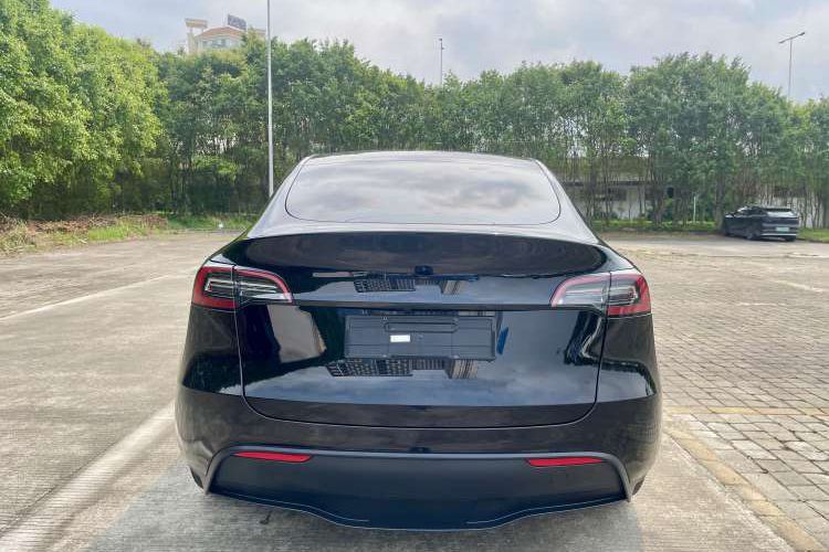 Used Tesla Model Y 2023 Rear-Wheel-Drive Version