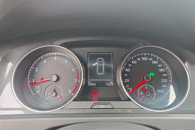 Used Volkswagen Golf 2017 230TSI Automatic Comfort Edition – Celebrating Milestone of One Million Units
