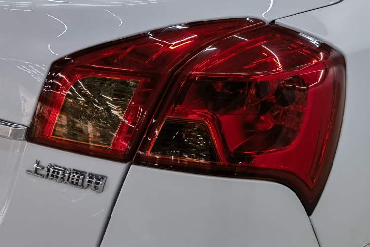 Used Buick Excelle 2015 1.5L Automatic Classic Model
