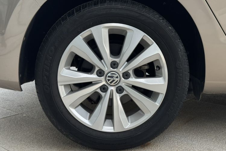 Used Volkswagen Golf Sportsvan 2016 230TSI Manual Entry-Level Trim