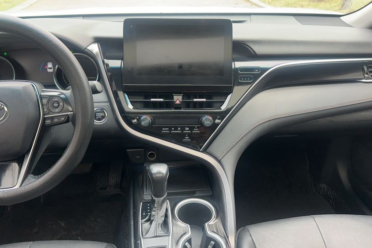 Used Toyota Camry 2023 2.0G Luxury Edition Audio And AC Panel