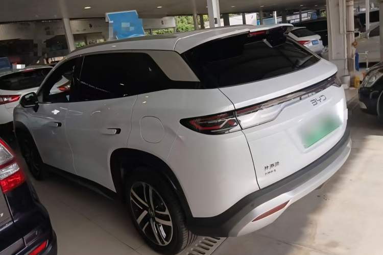 Used BYD Song L DM-i 2024 112 km Beyond Edition