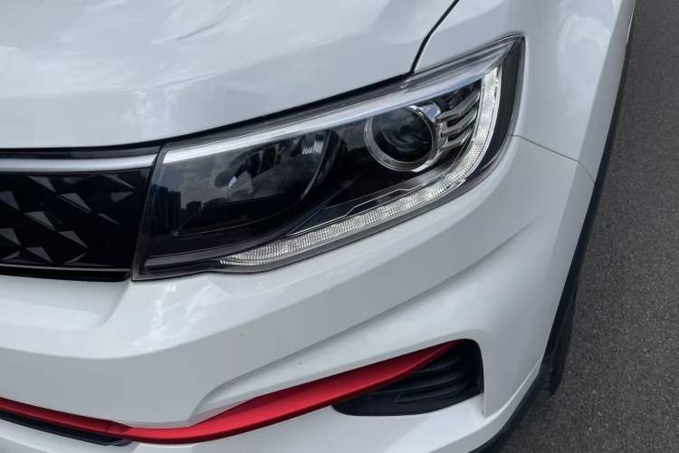 Used CHANGAN CS35PLUS 2021 Honor Million Edition 1.6L Manual Luxury Model Exterior 7