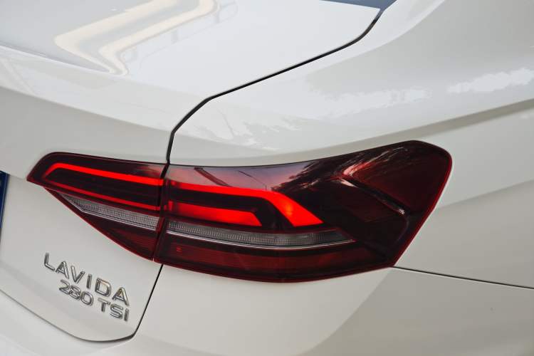 Used Volkswagen Lavida 2021 280TSI DSG Comfort Edition
