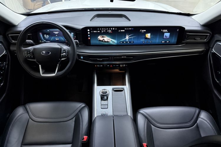 Used Ford Explorer 2024 2.3T EcoBoost All-Wheel Drive Stylish Plus Version 7 Seats