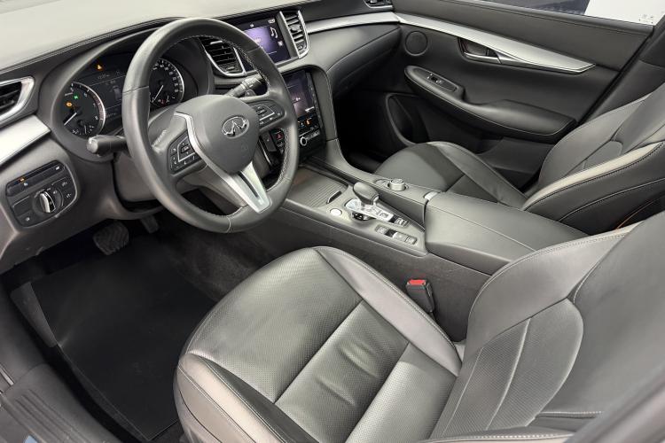 Used Infiniti QX50 2020 Revised Version 2.0T All-Wheel Drive Elite Edition Interior 9