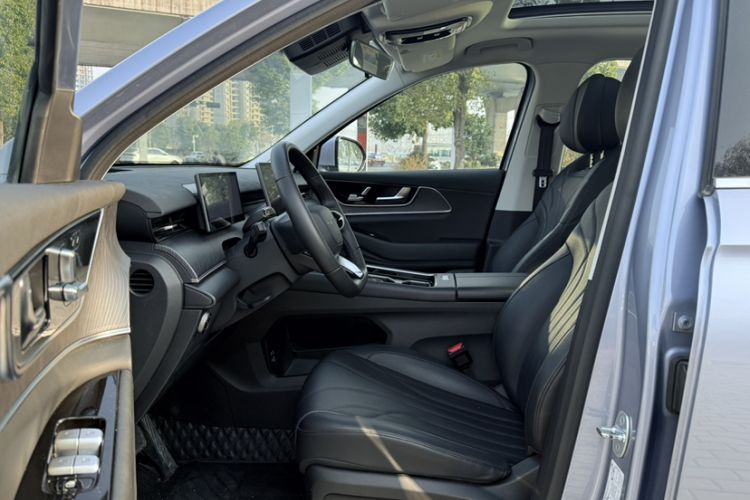 Used Chery Fengyun T9 2024 120 Long-Range Flagship Version 7 Seats Ternary Lithium