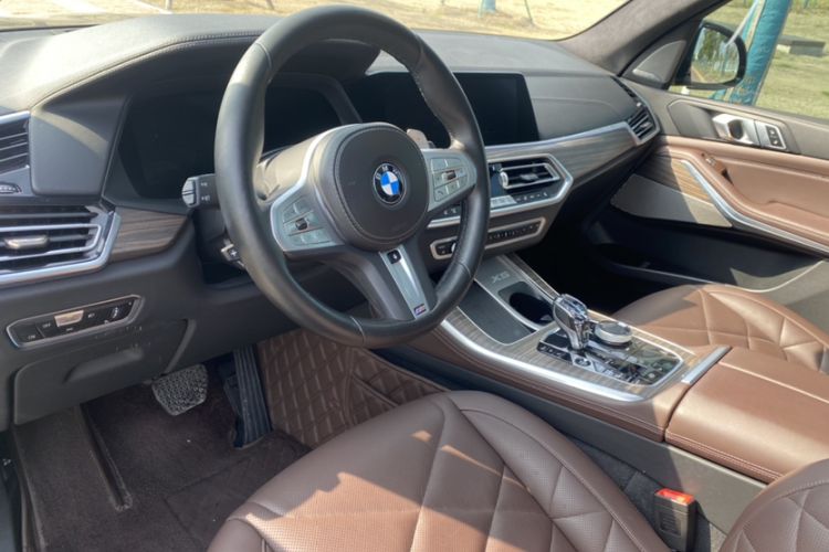 Used BMW X5 2022 xDrive 40Li M Sport Package
